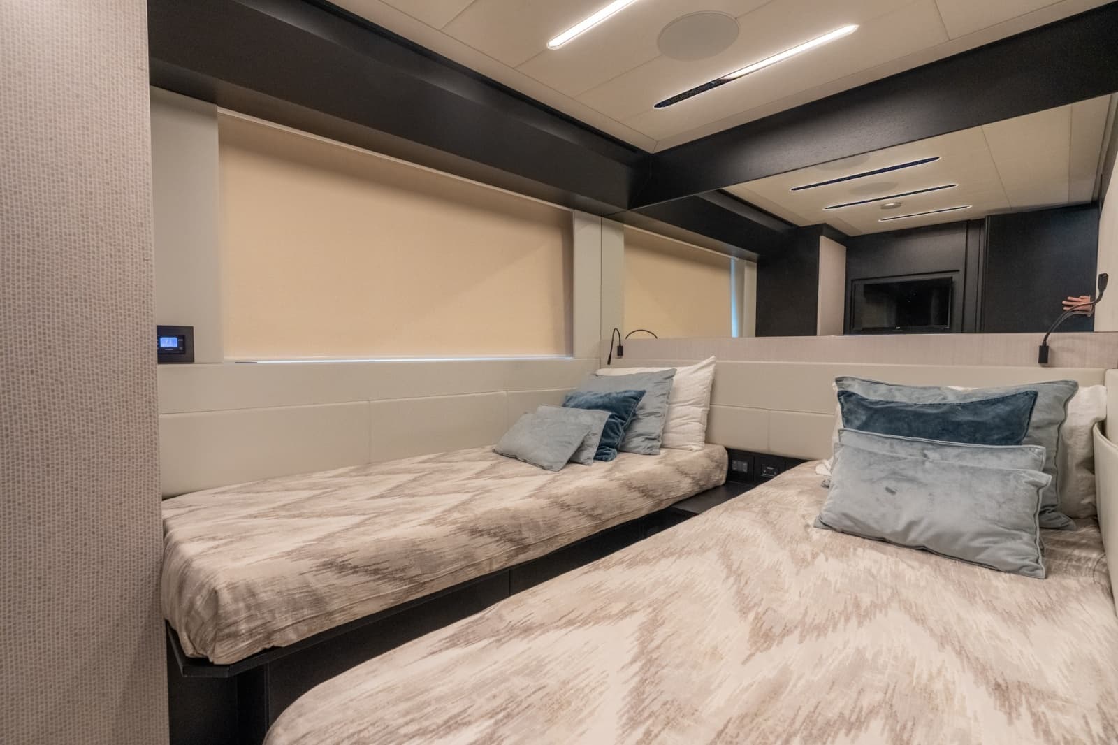 2020 Pershing 8X - Photo 51