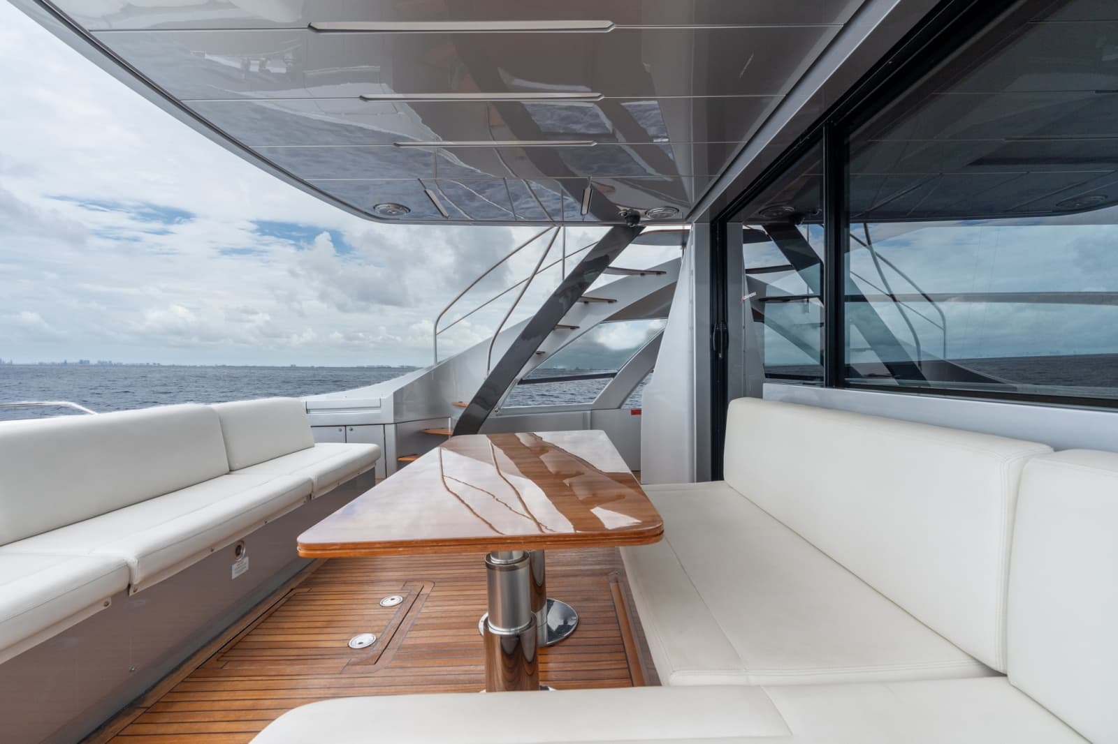 2020 Pershing 8X - Photo 36