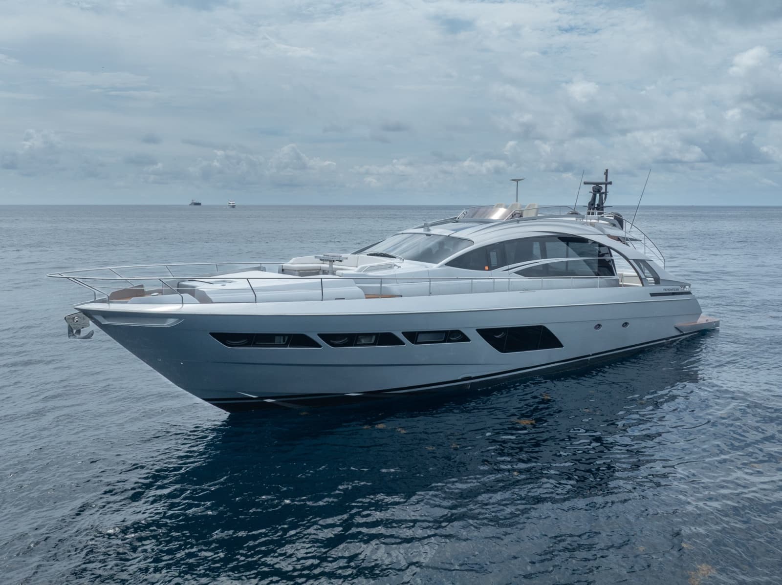 2020 Pershing 8X - Photo 8