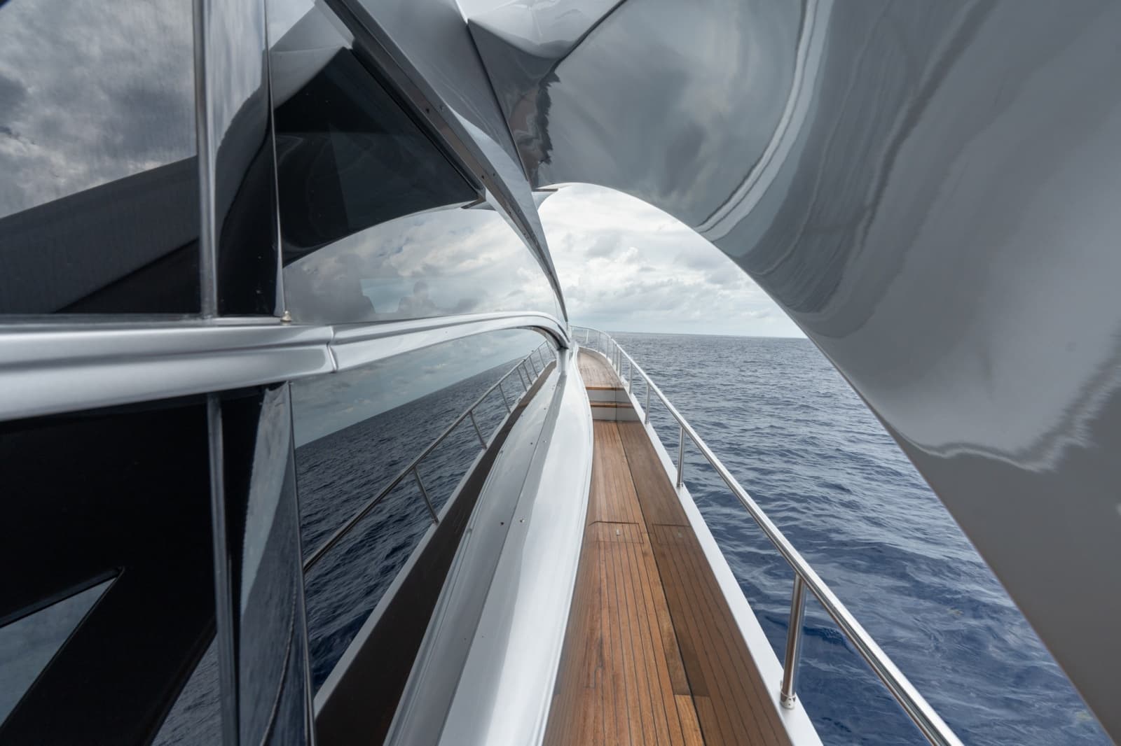 2020 Pershing 8X - Photo 34