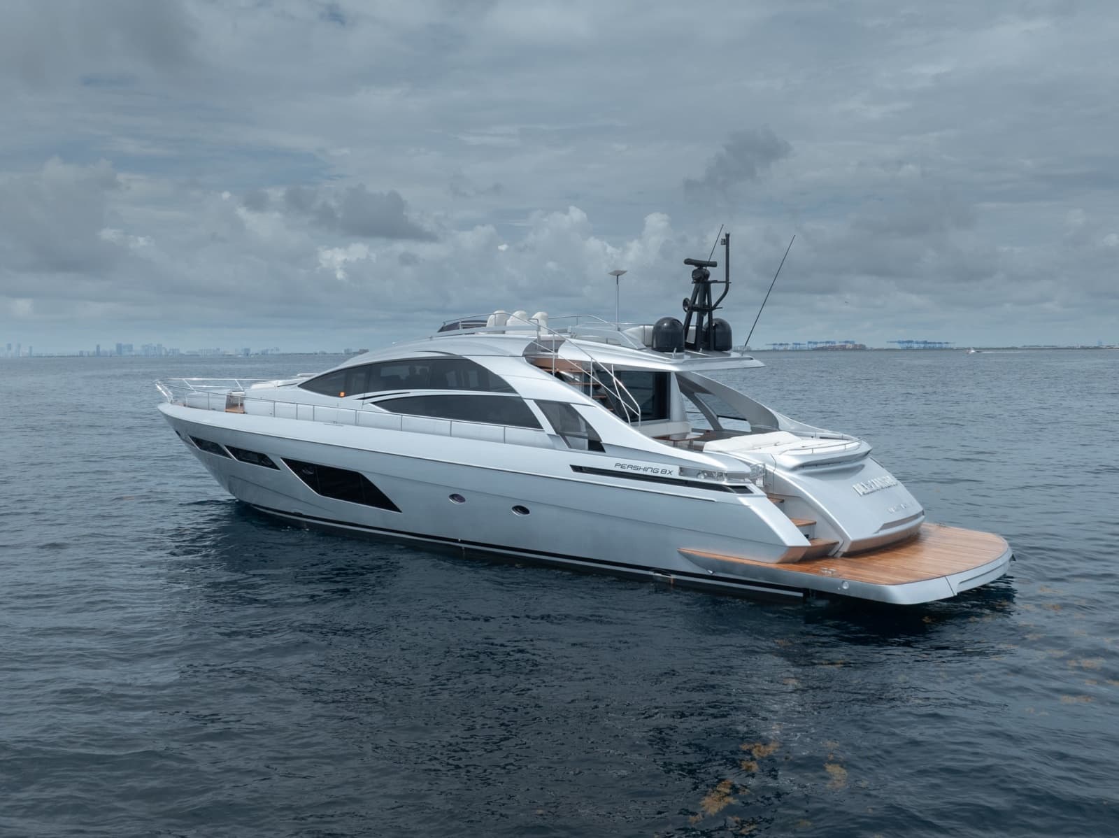 2020 Pershing 8X - Photo 3
