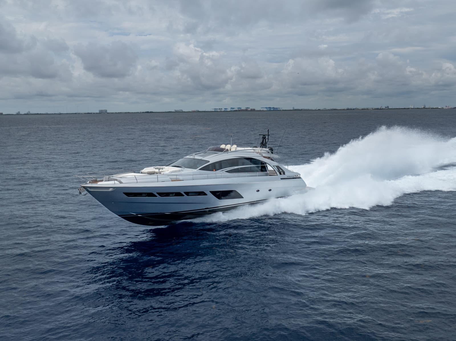 2020 Pershing 8X - Photo 14