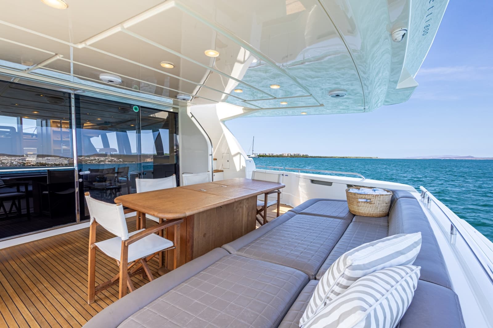 2013 Ferretti Yachts F800 - Photo 17