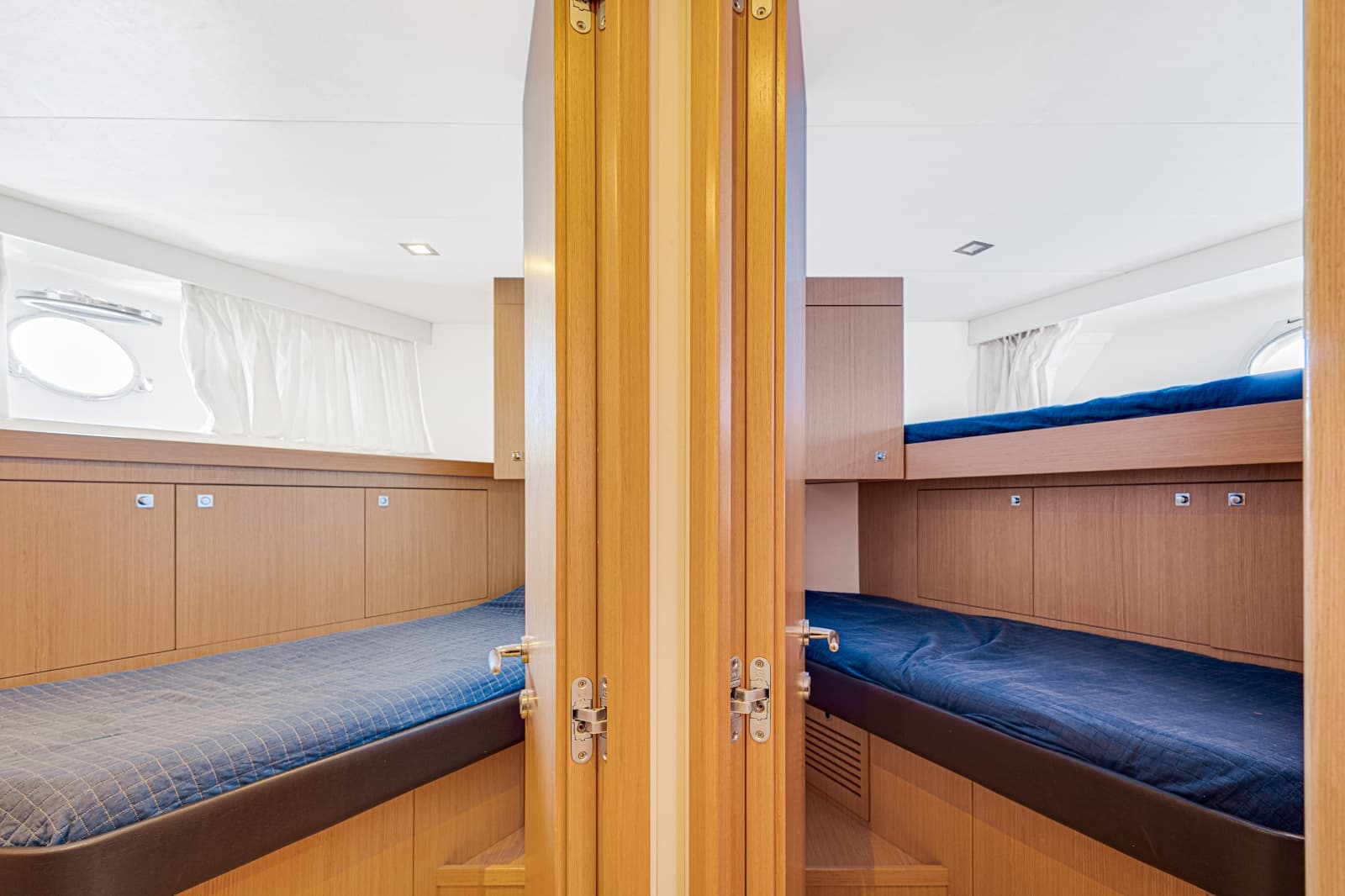 2013 Ferretti Yachts F800 - Photo 52