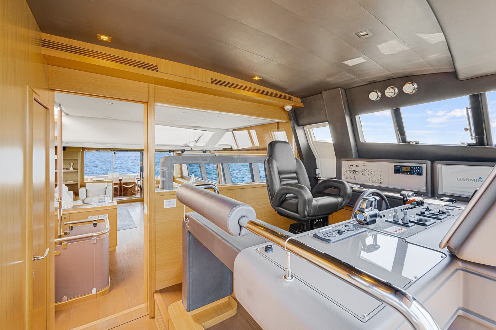 2013 Ferretti Yachts F800 - Photo 25