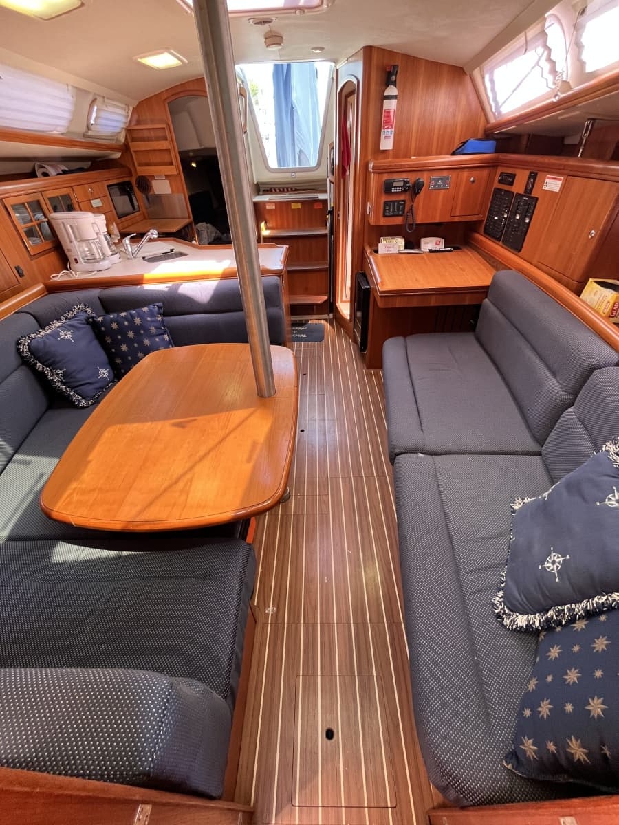 2006 Hunter 36 - Photo 13