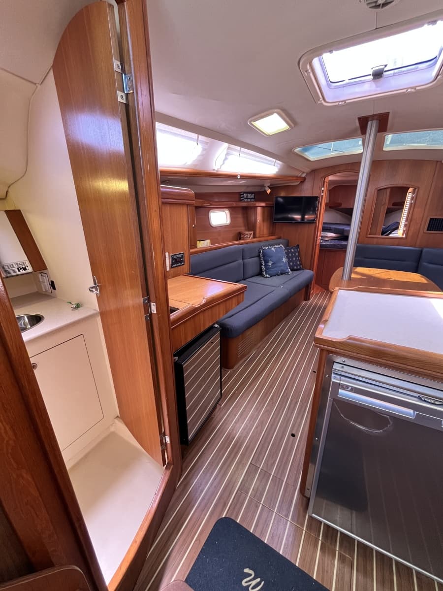2006 Hunter 36 - Photo 7