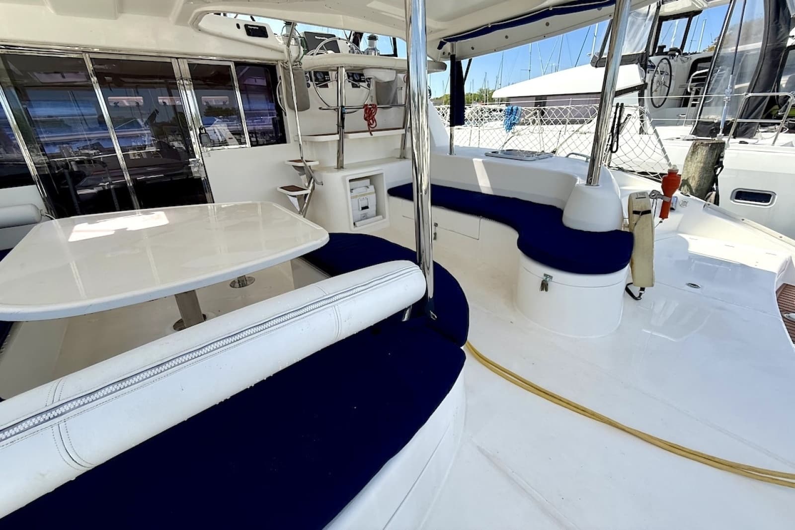 2010 Leopard 46 - Photo 40