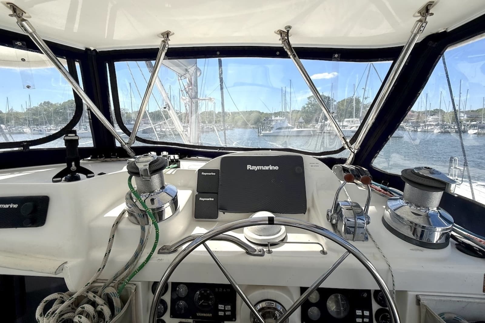 2010 Leopard 46 - Photo 25