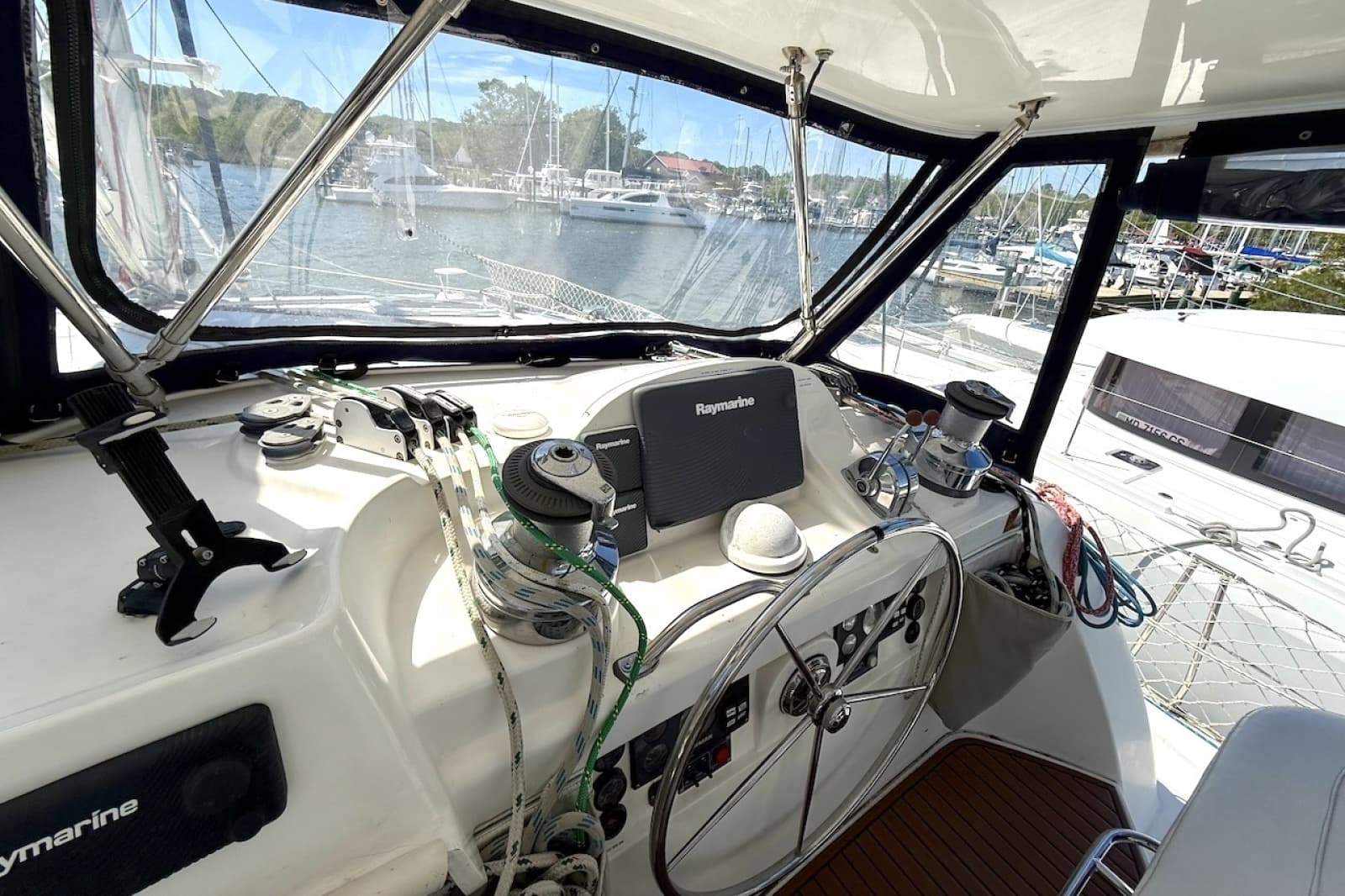 2010 Leopard 46 - Photo 27