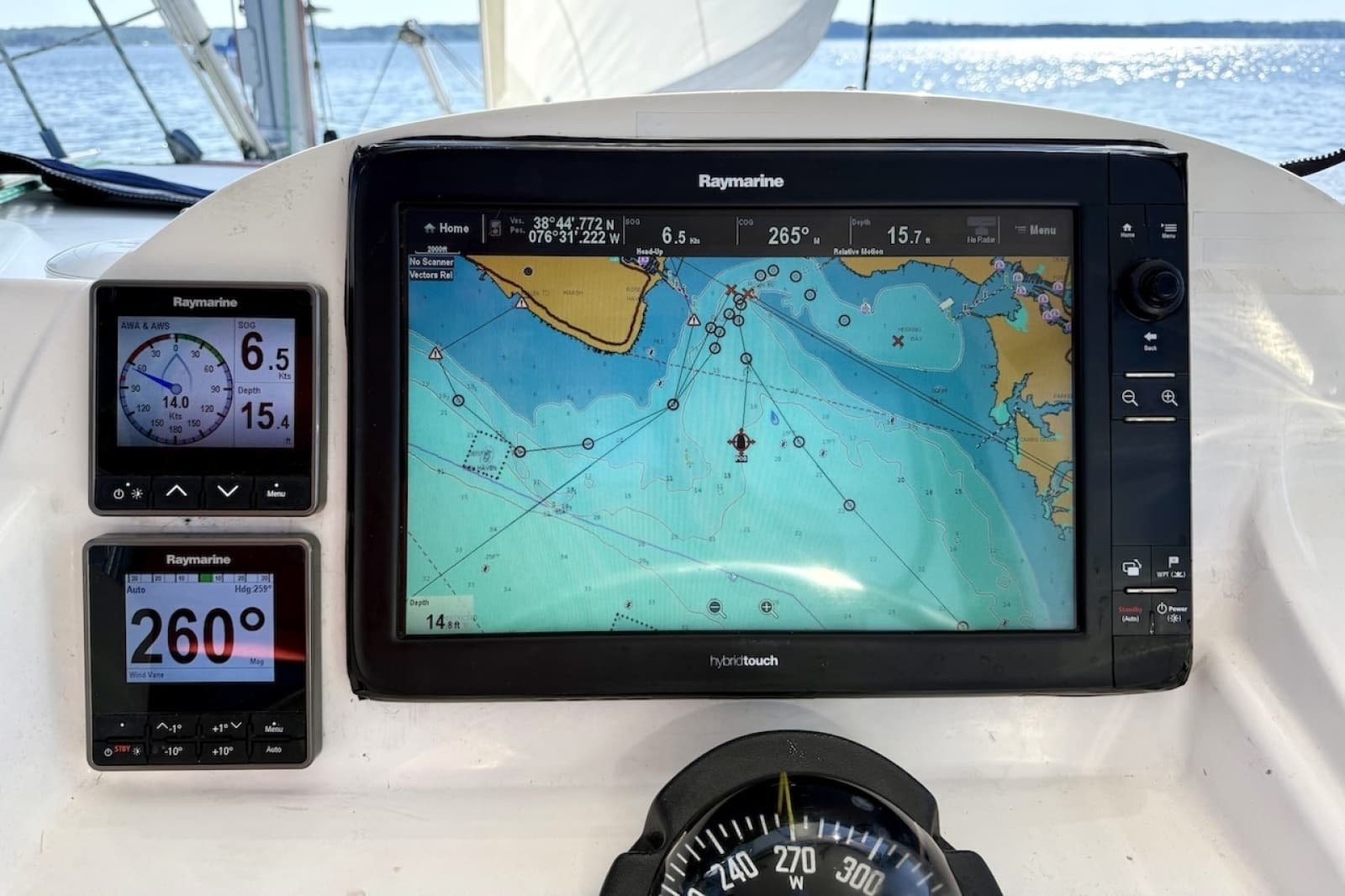 2010 Leopard 46 - Photo 26
