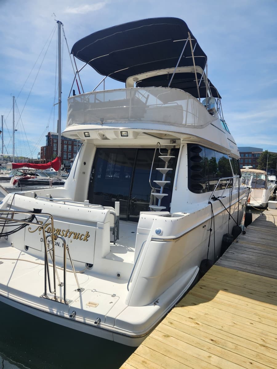 1998 Carver Voyager - Photo 3