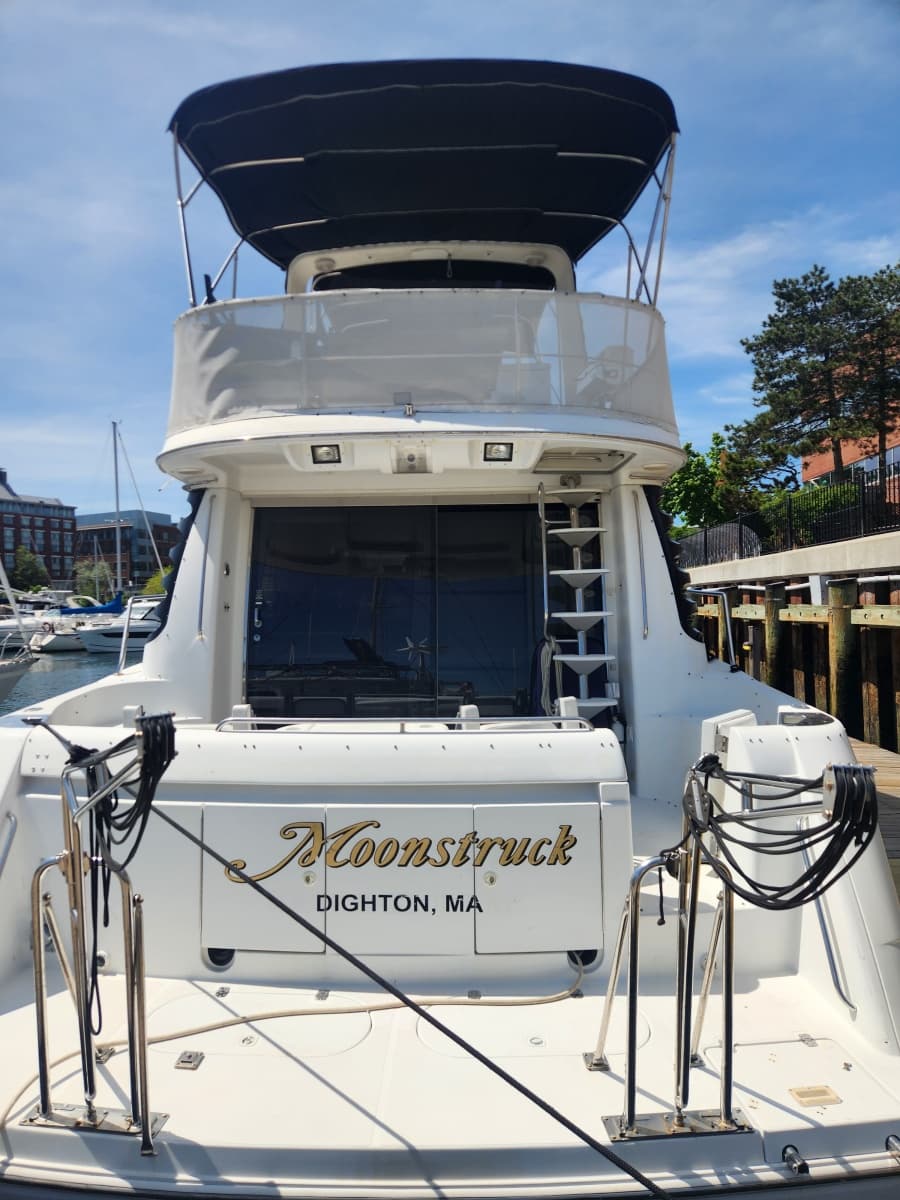 1998 Carver Voyager - Photo 2