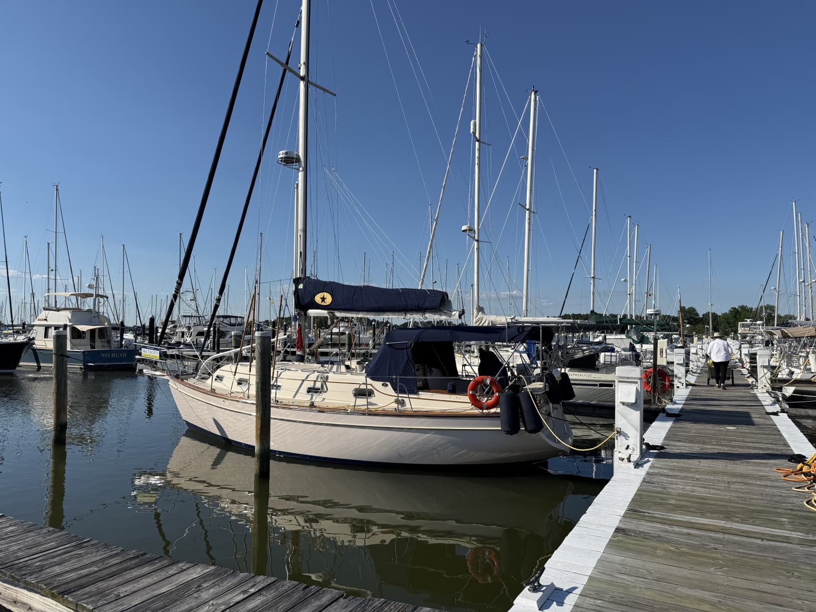 1997 Island Packet 350 - Photo 4