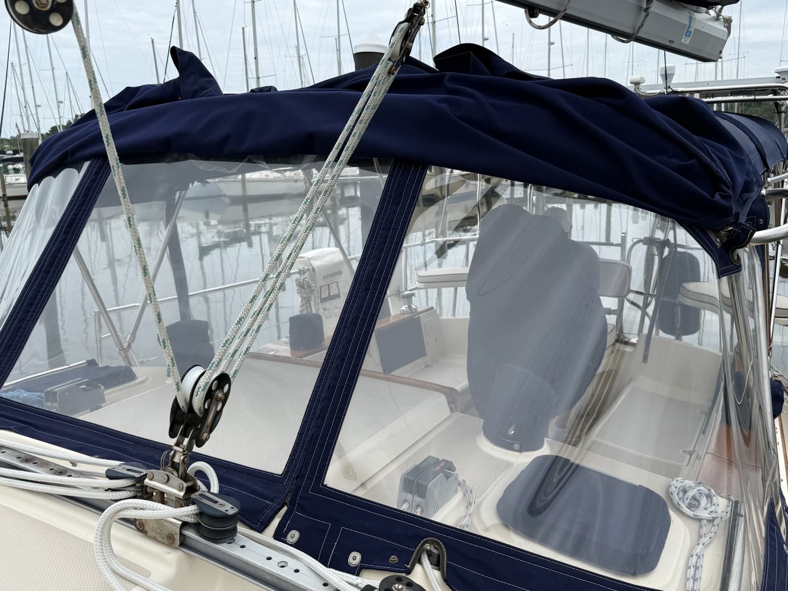 1997 Island Packet 350 - Photo 34