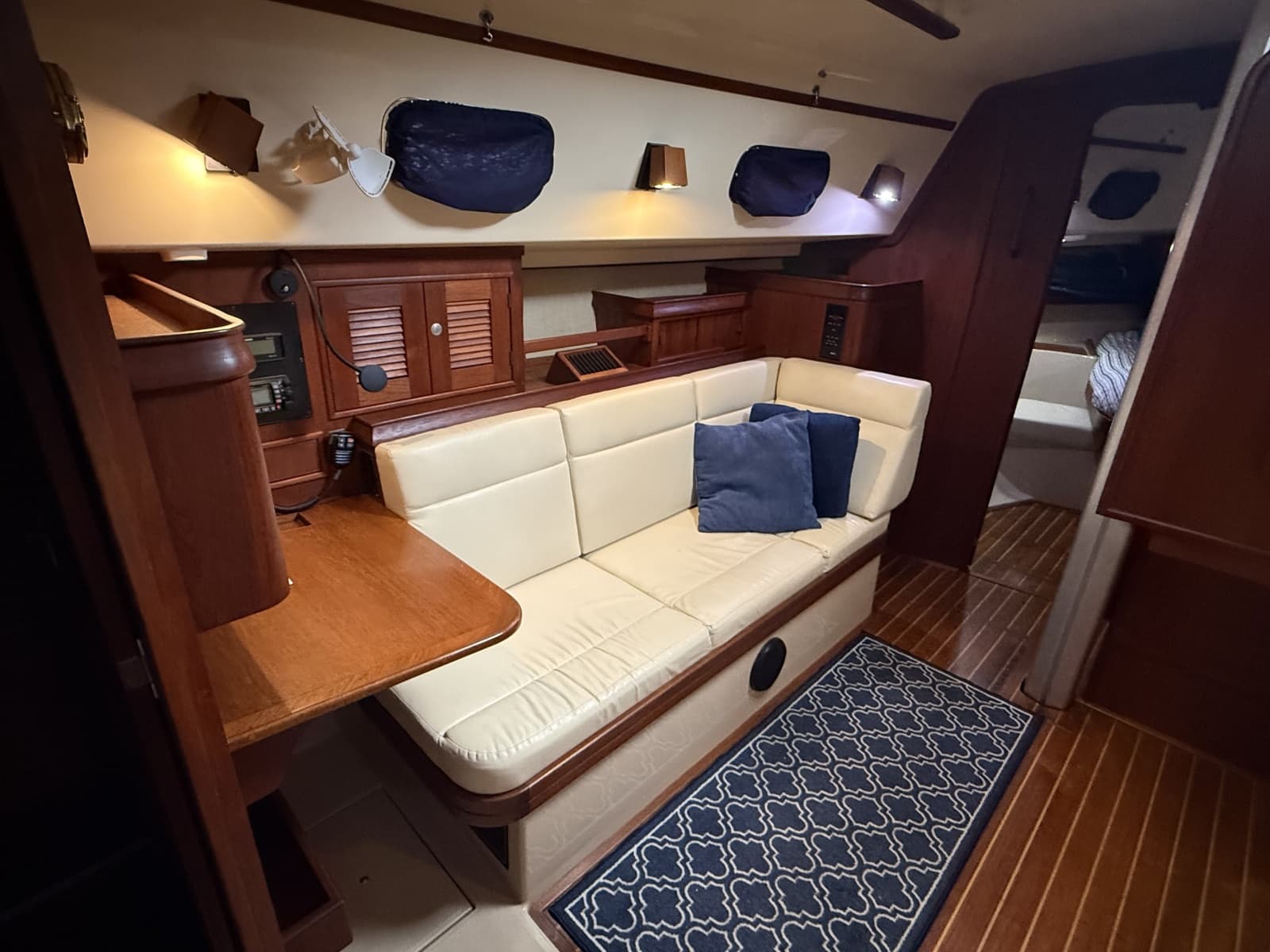 1997 Island Packet 350 - Photo 8