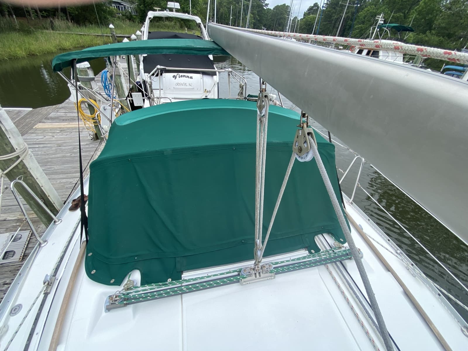 2004 Beneteau 373 - Photo 20
