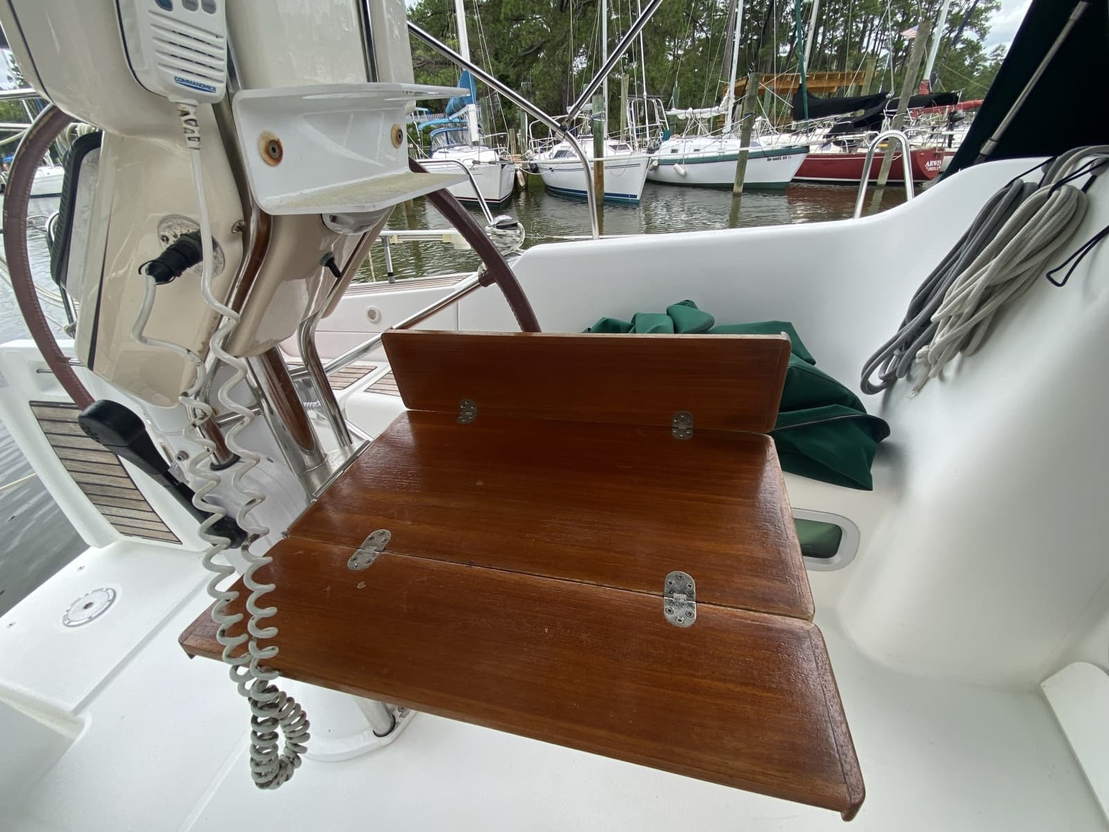2004 Beneteau 373 - Photo 33