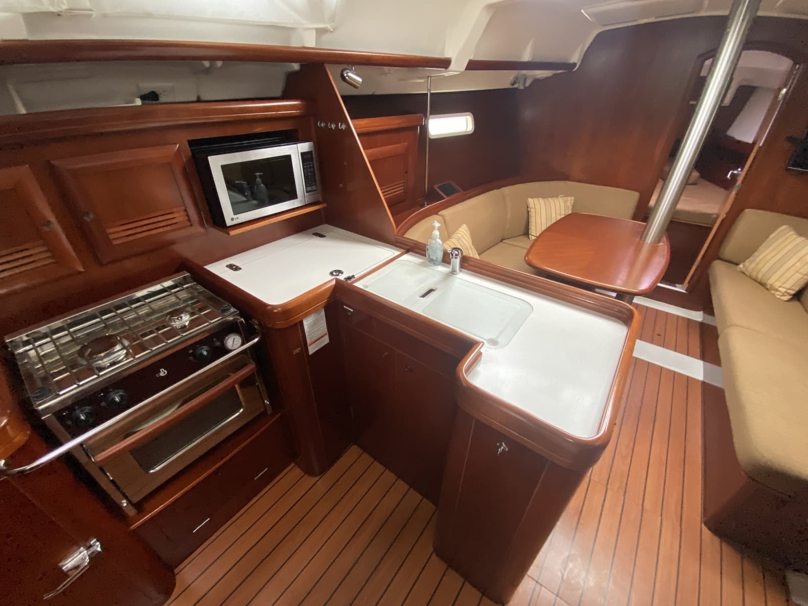 2004 Beneteau 373 - Photo 42