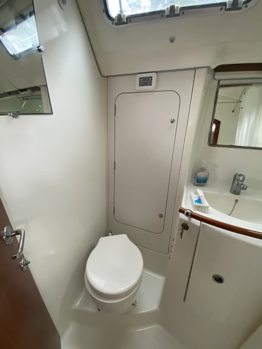 2004 Beneteau 373 - Photo 68