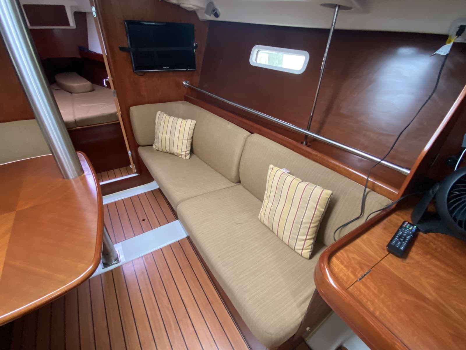 2004 Beneteau 373 - Photo 44