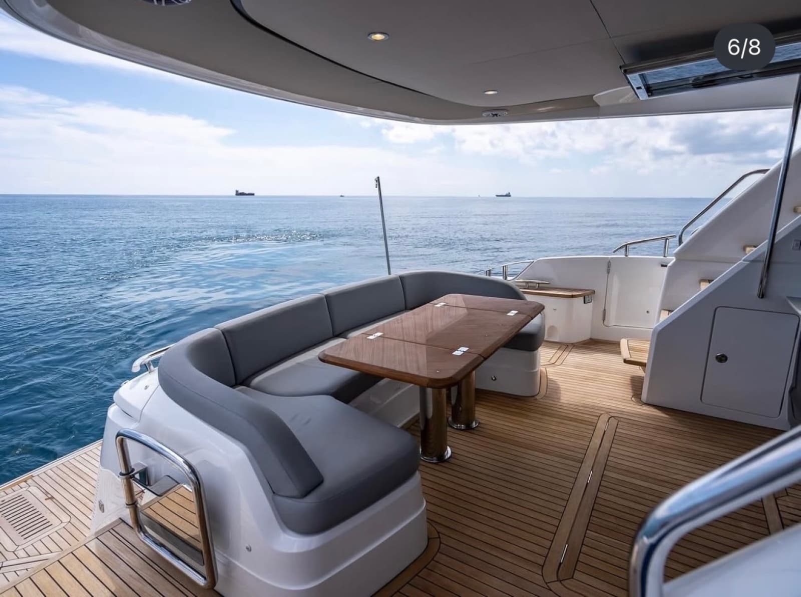 2023 Princess F65 - Photo 6