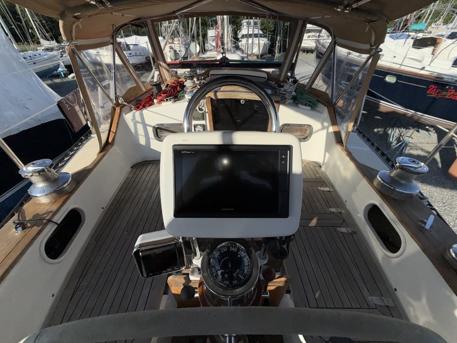 1985 Tayana Vancouver 42 - Photo 11