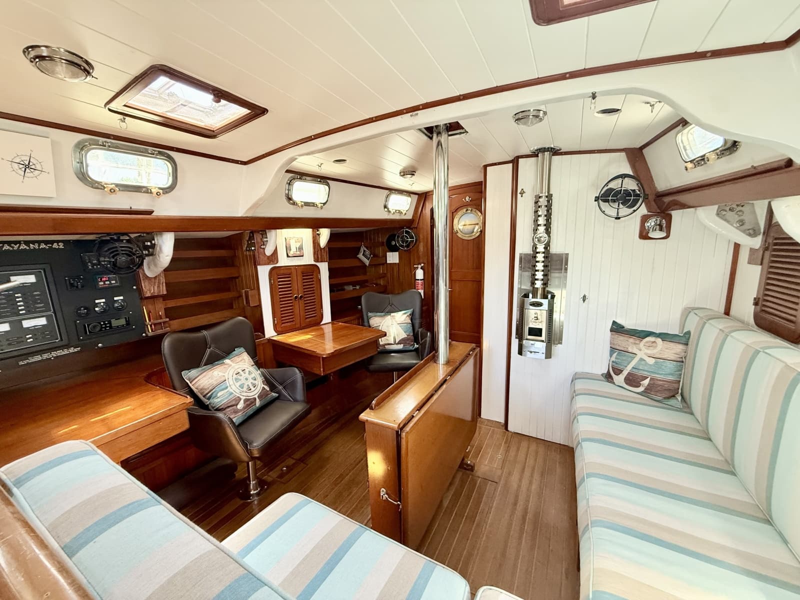 1985 Tayana Vancouver 42 - Photo 18