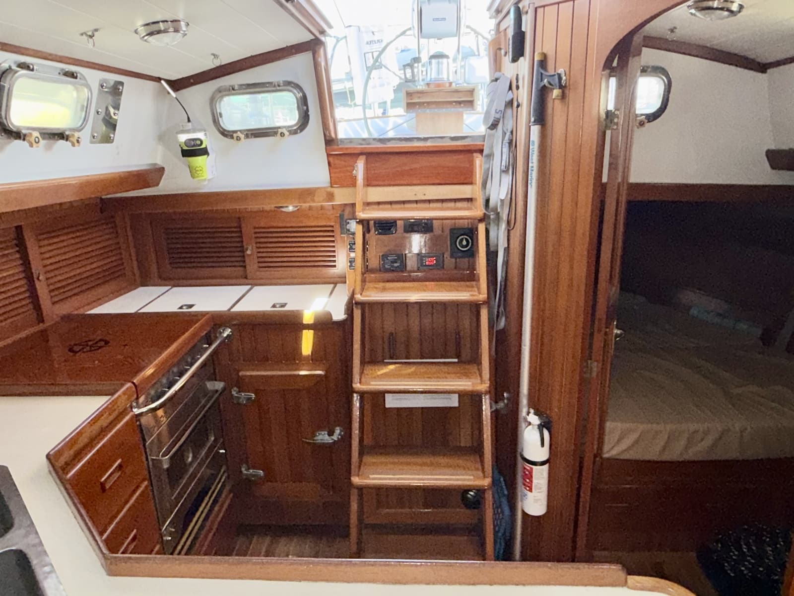 1985 Tayana Vancouver 42 - Photo 16