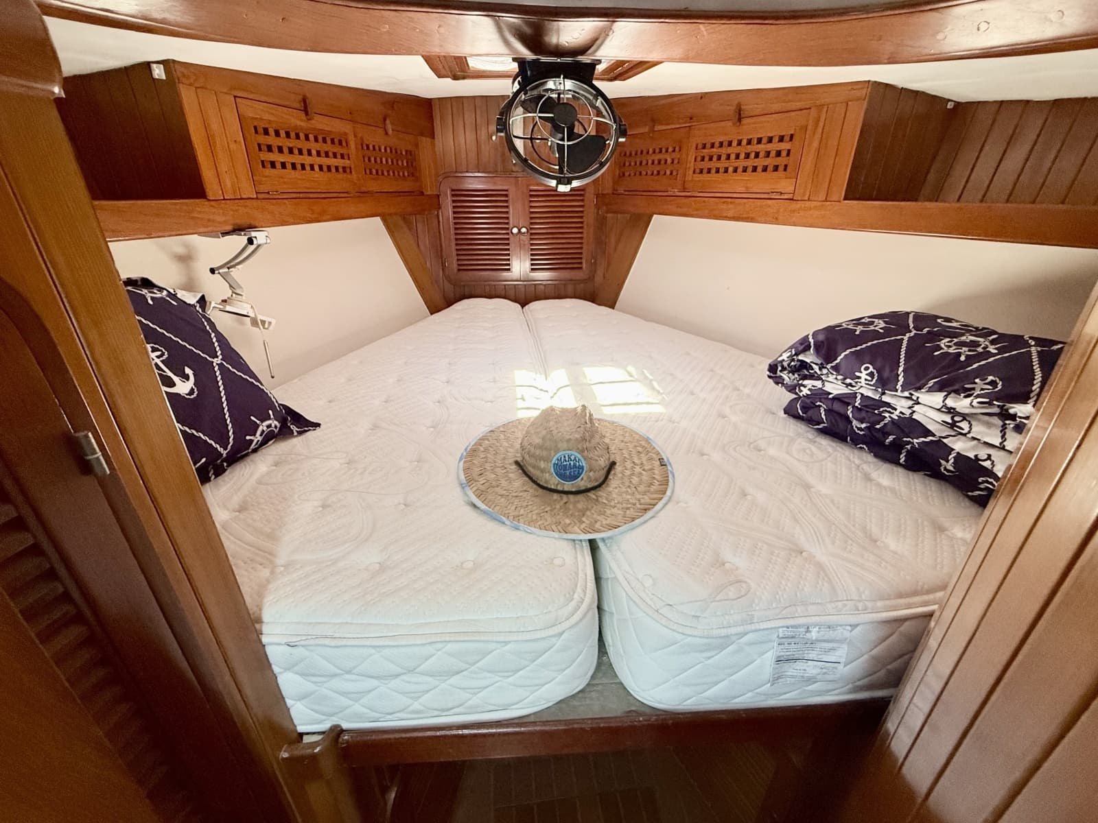 1985 Tayana Vancouver 42 - Photo 30