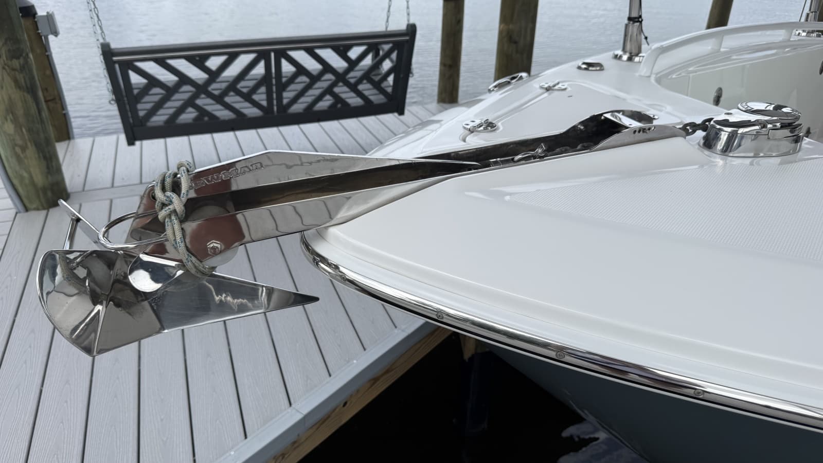 2016 Everglades 295 Center Console - Photo 27