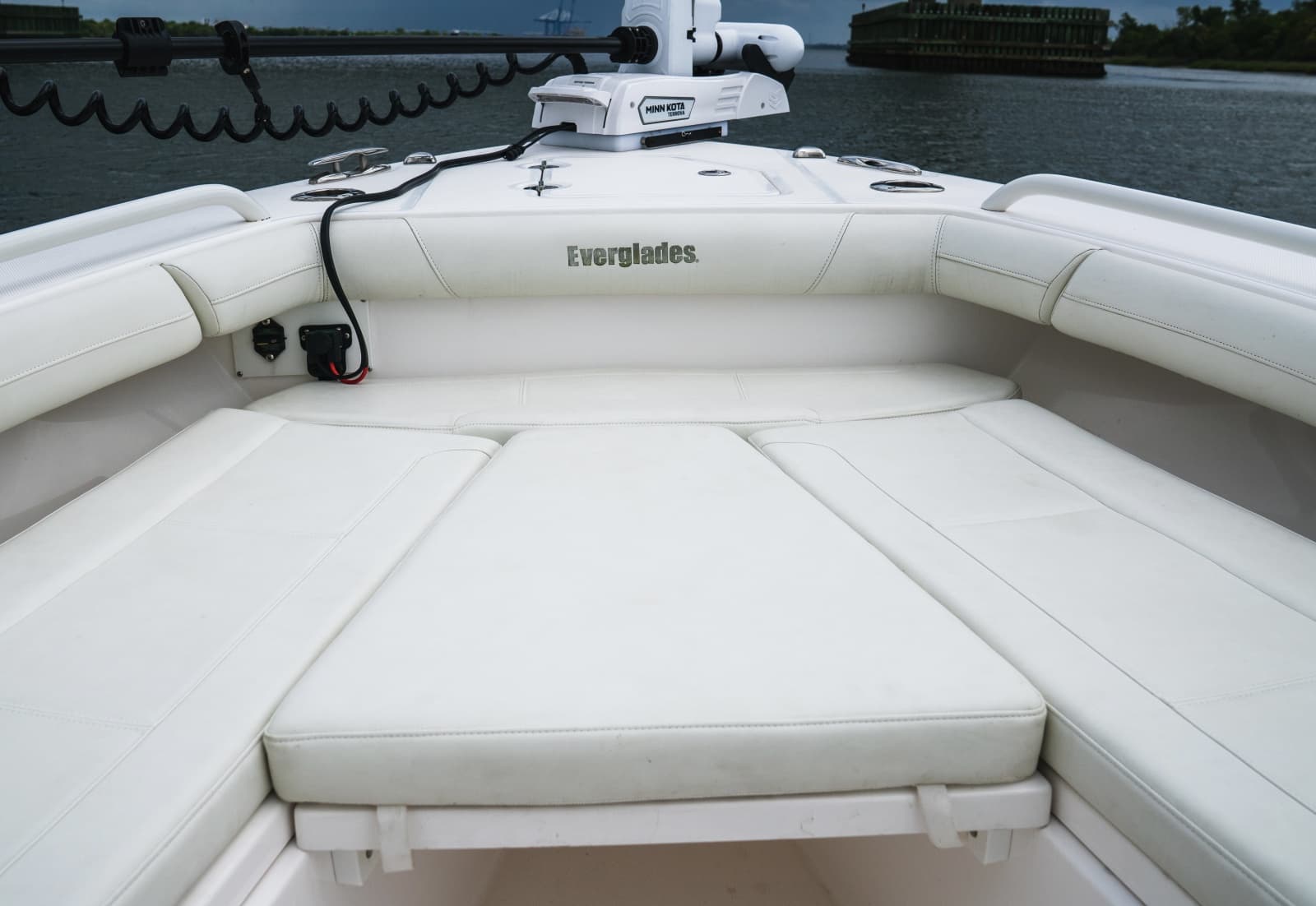2020 Everglades 253CC - Photo 8