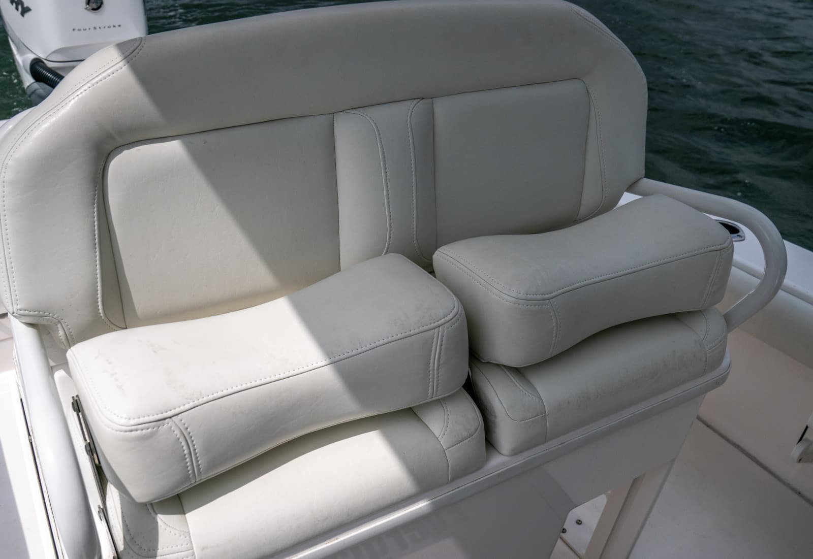 2020 Everglades 253CC - Photo 5
