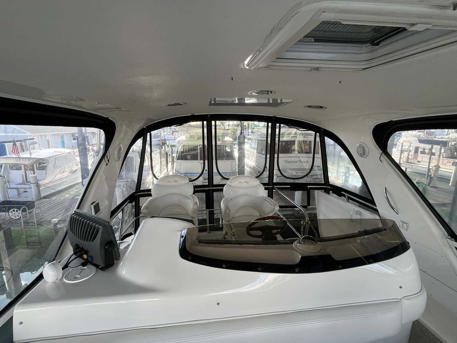 2003 Sea Ray 480 Sedan Bridge - Photo 26