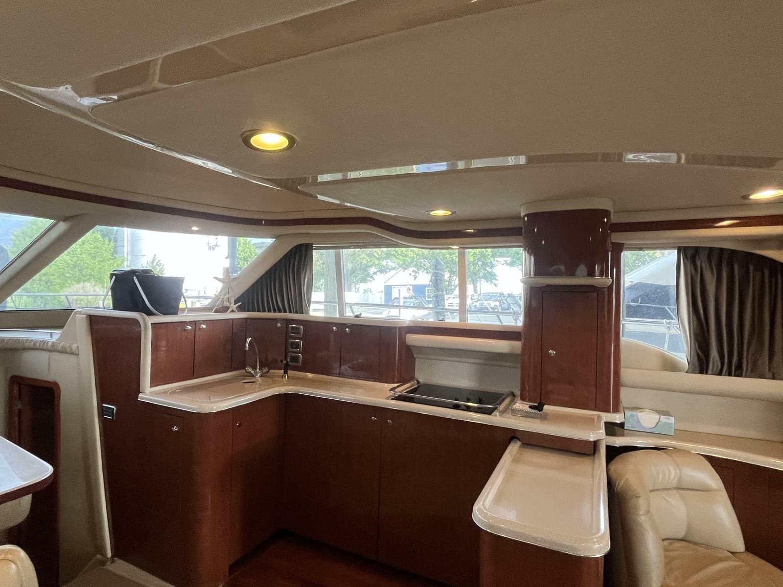 2003 Sea Ray 480 Sedan Bridge - Photo 30