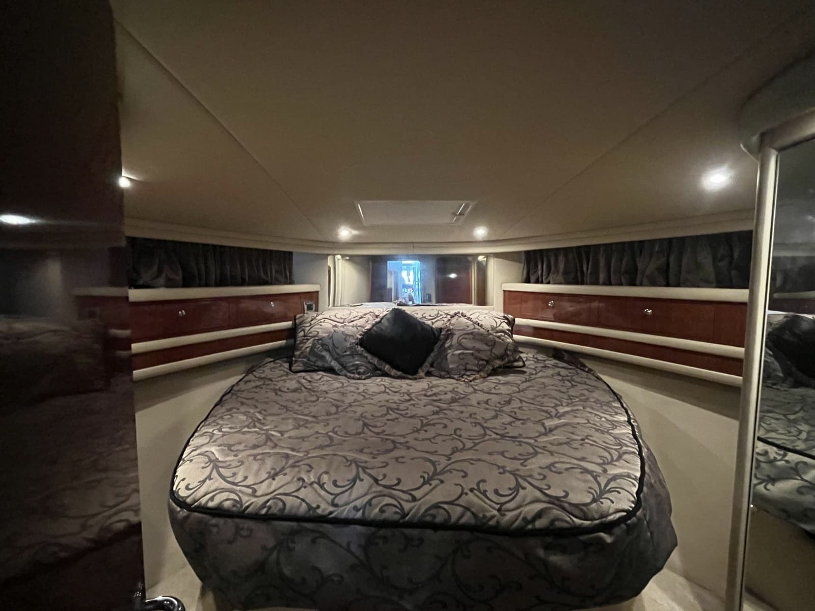 2003 Sea Ray 480 Sedan Bridge - Photo 39
