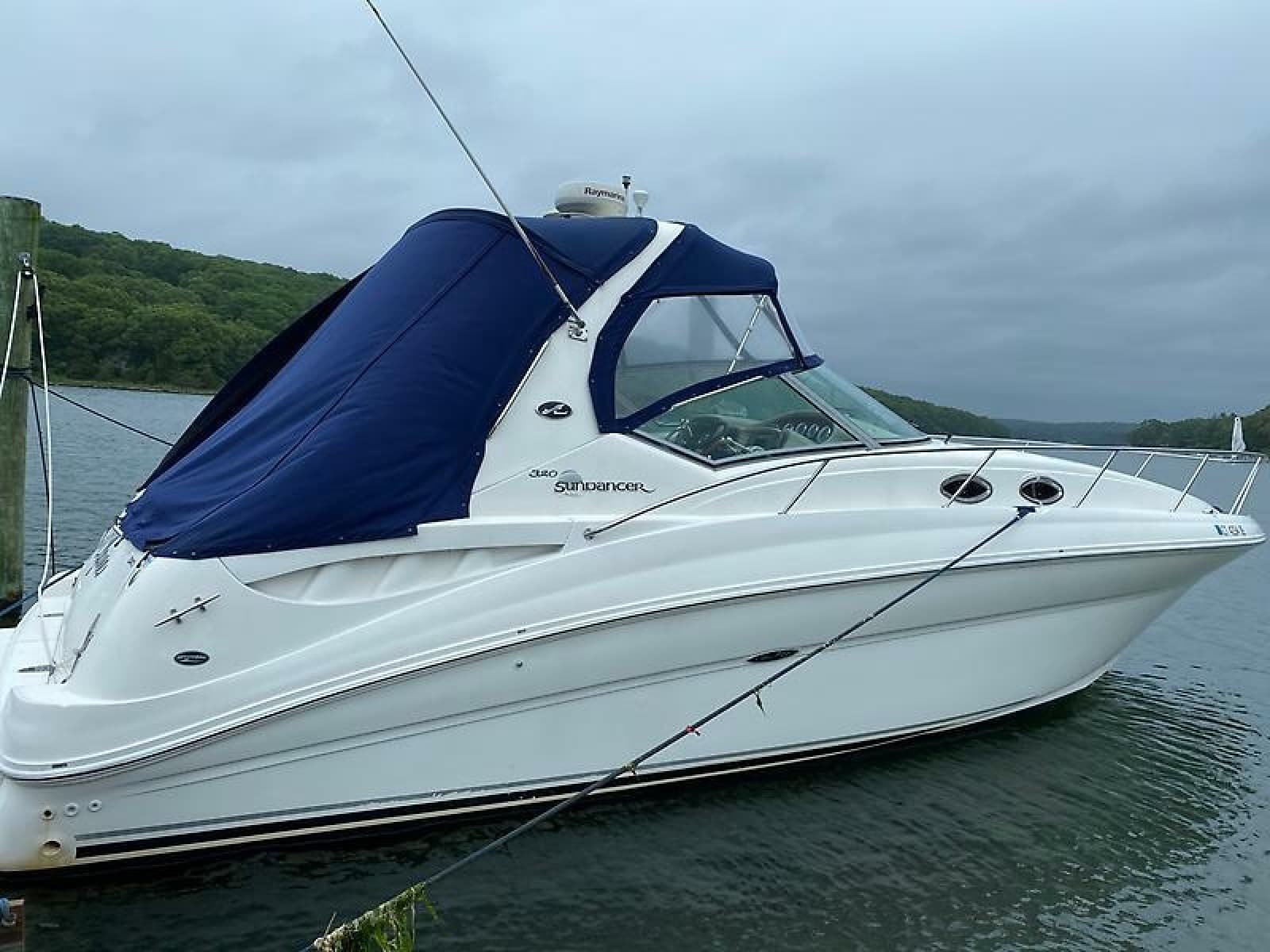 2004 Sea Ray 320 Sundancer - Photo 1