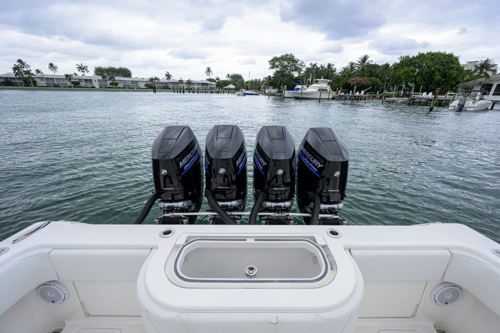 2019 Invincible 42 Open - Photo 29
