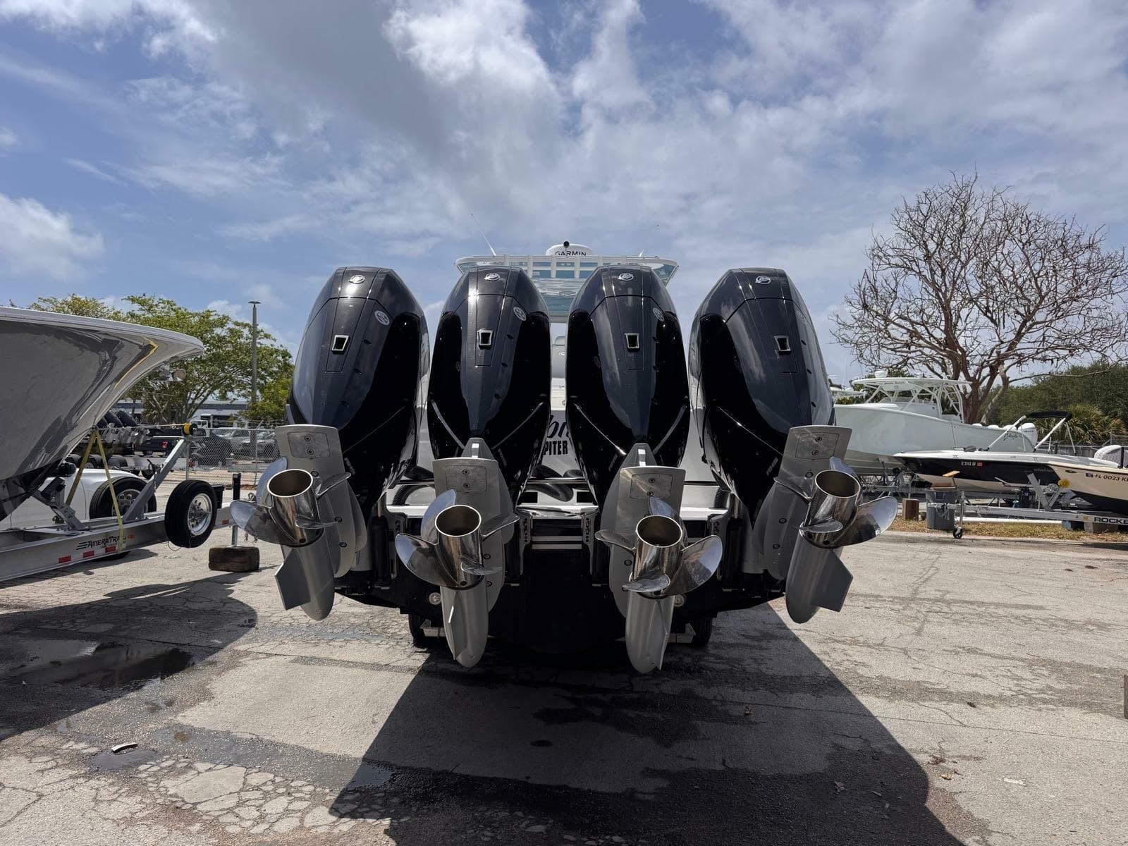2019 Invincible 42 Open - Photo 37