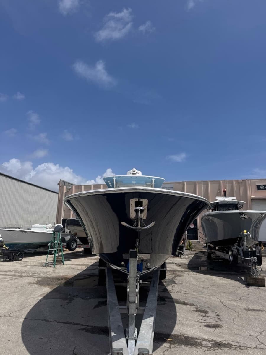 2019 Invincible 42 Open - Photo 2