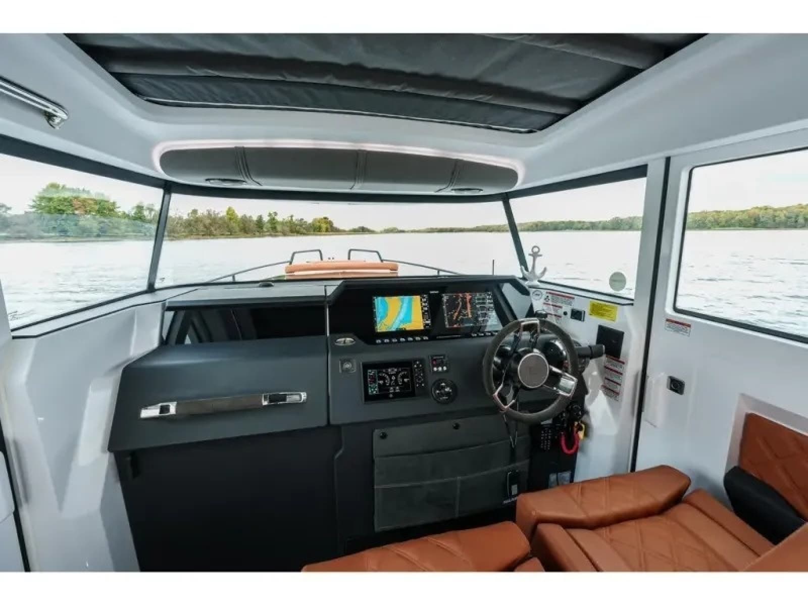 2022 Axopar 37 XC CROSS CABIN - Photo 16
