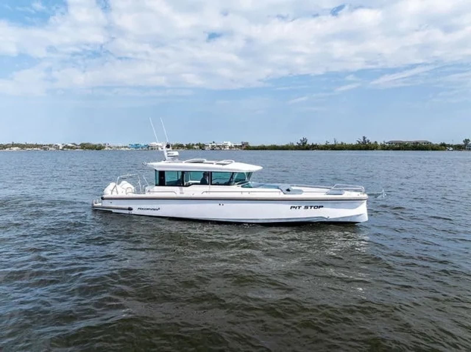 2022 Axopar 37 XC CROSS CABIN - Photo 44