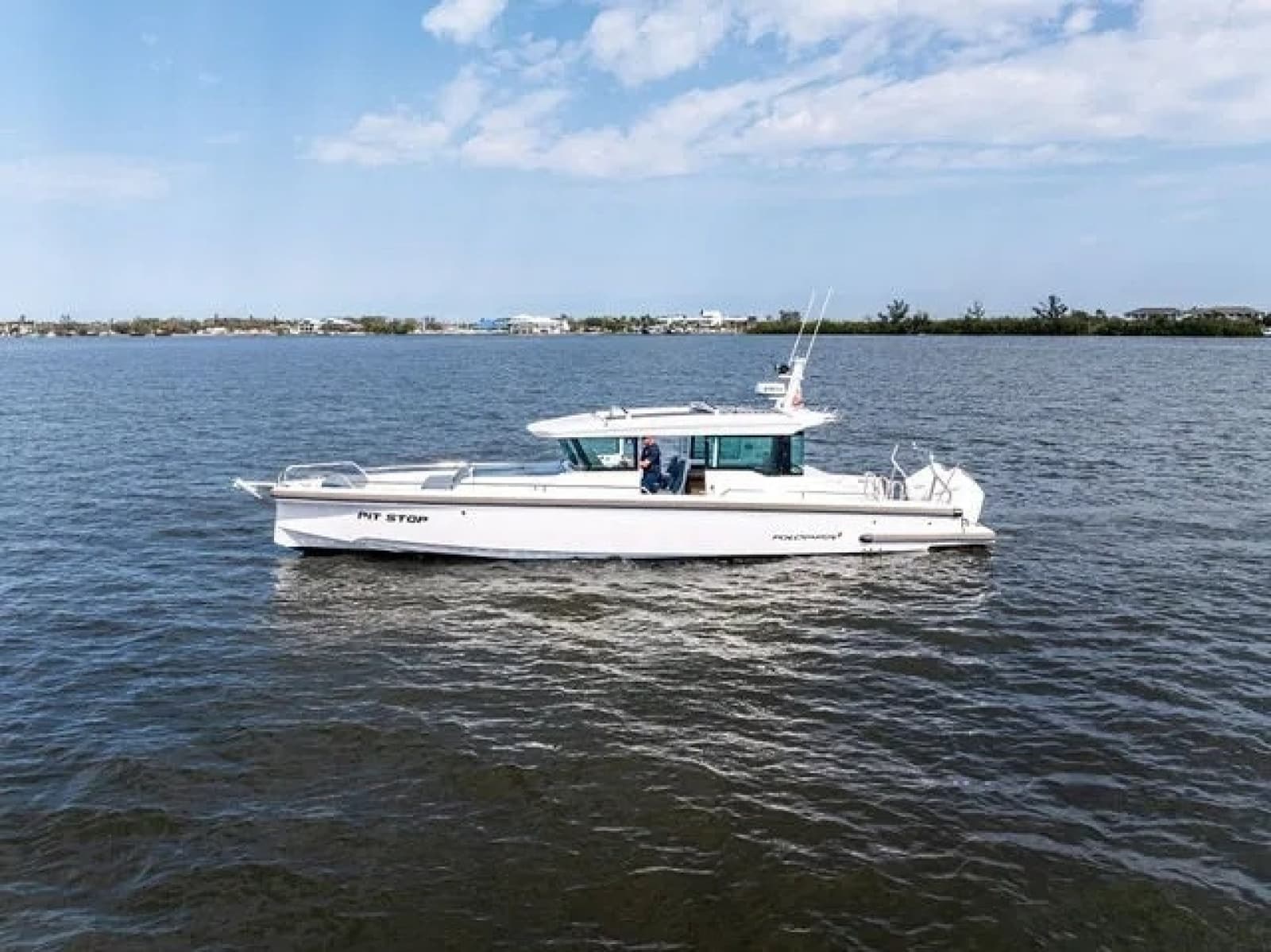 2022 Axopar 37 XC CROSS CABIN - Photo 53