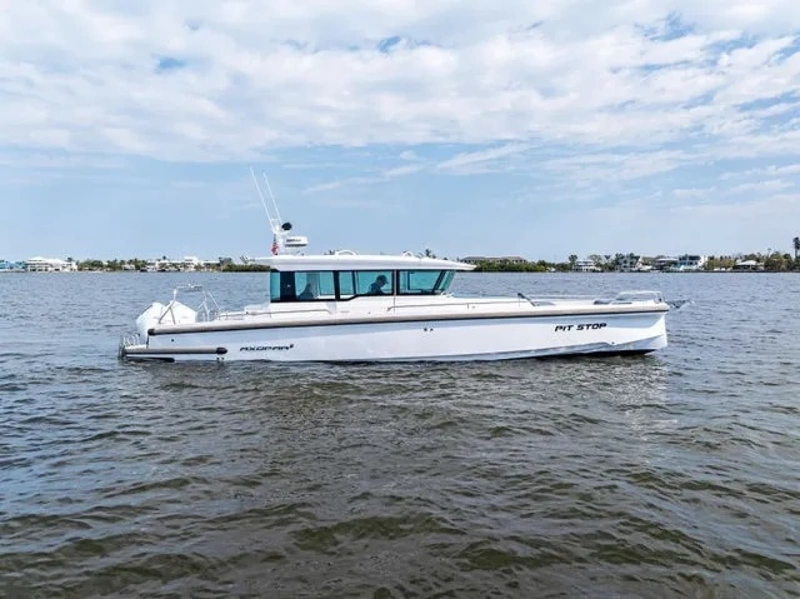 2022 Axopar 37 XC CROSS CABIN - Photo 45