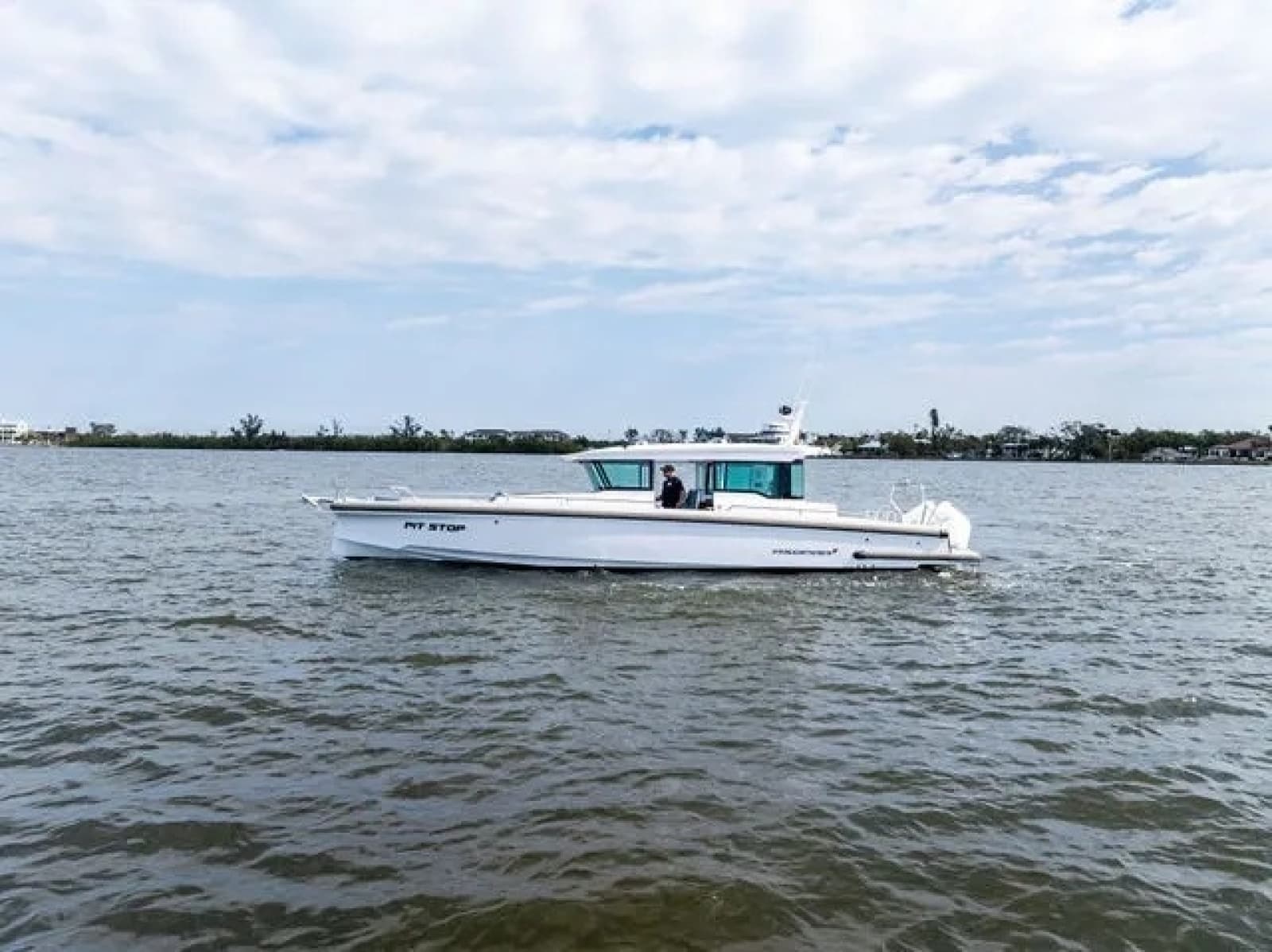 2022 Axopar 37 XC CROSS CABIN - Photo 50