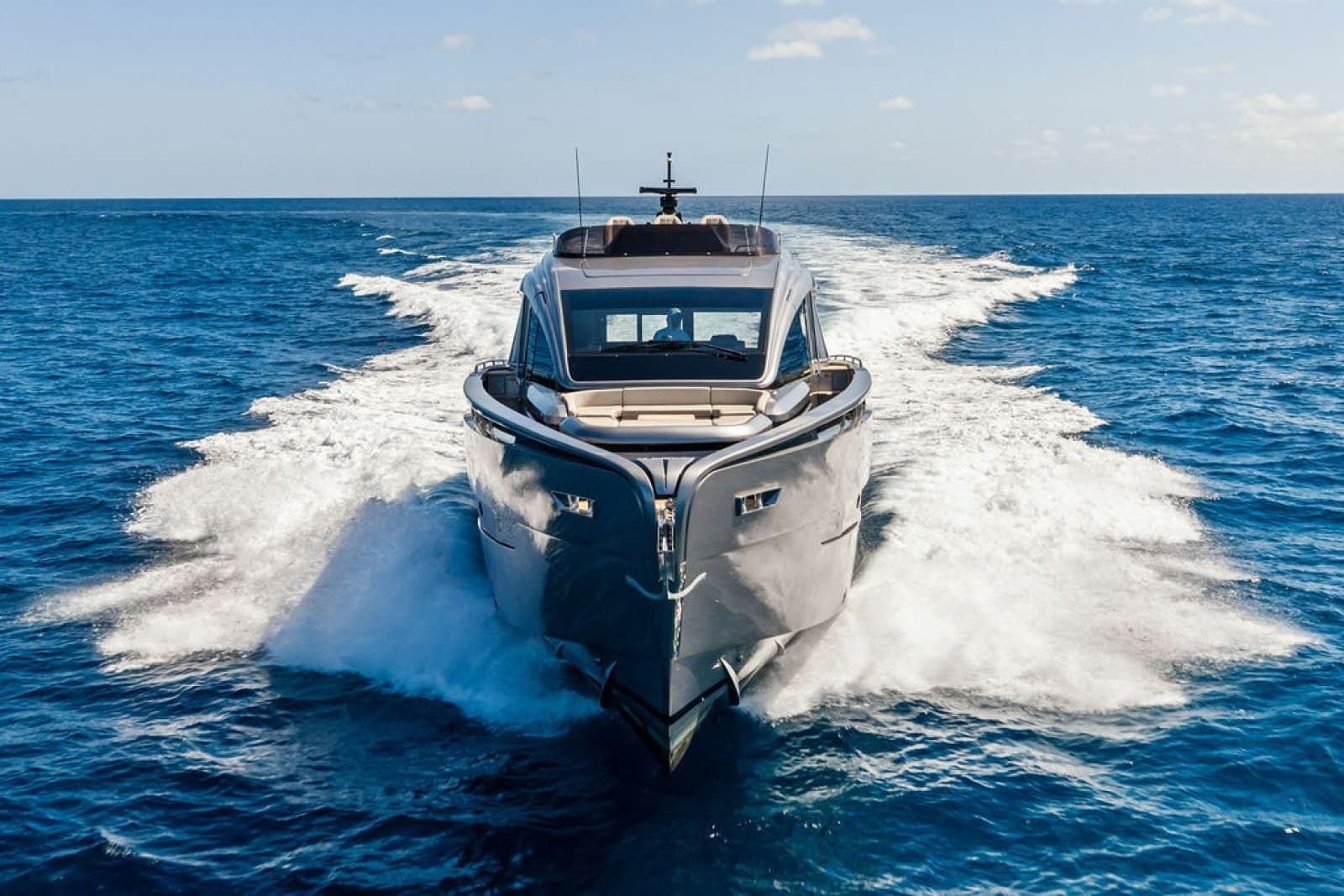 2025 Pershing GTX80 - Photo 14