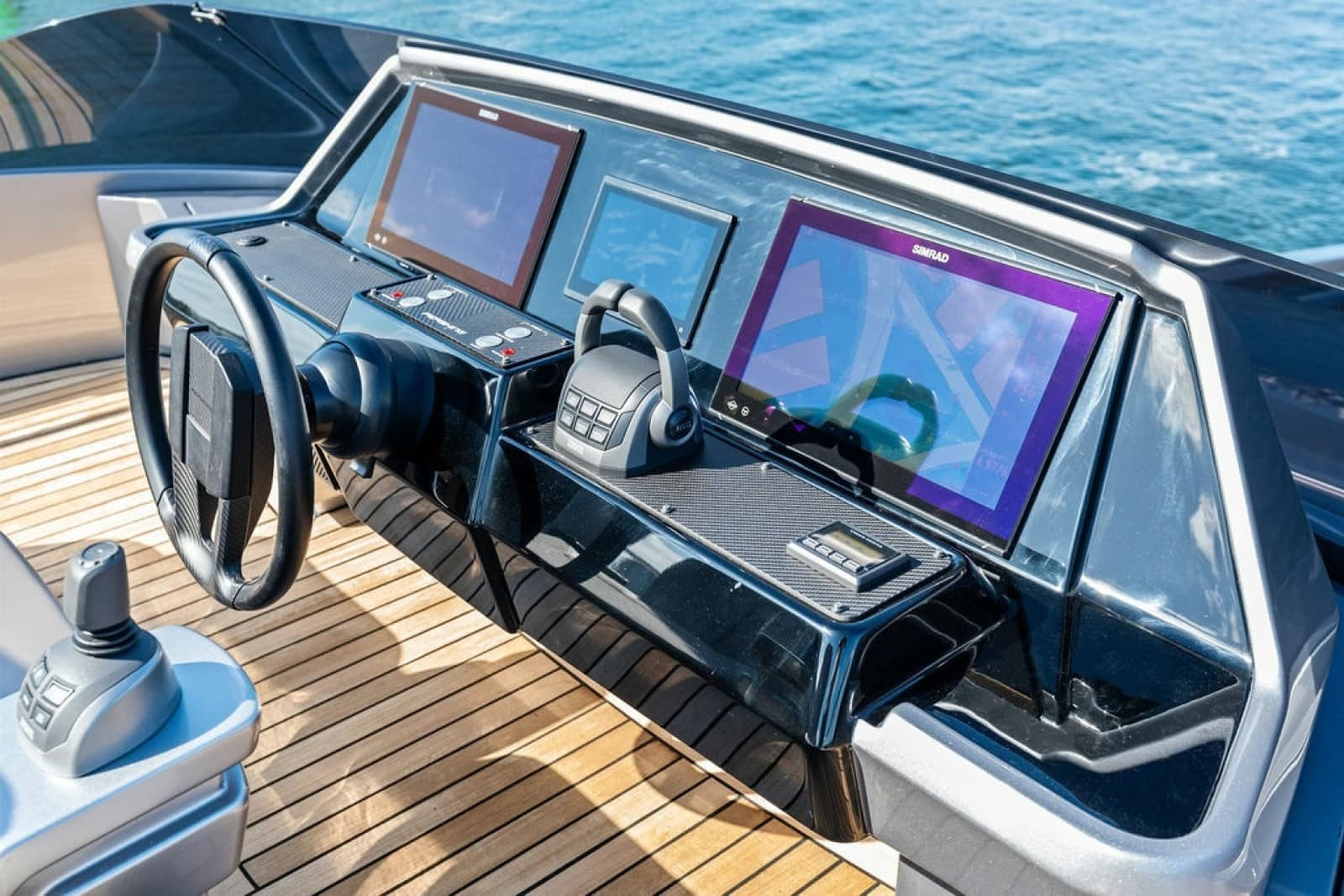 2025 Pershing GTX80 - Photo 22