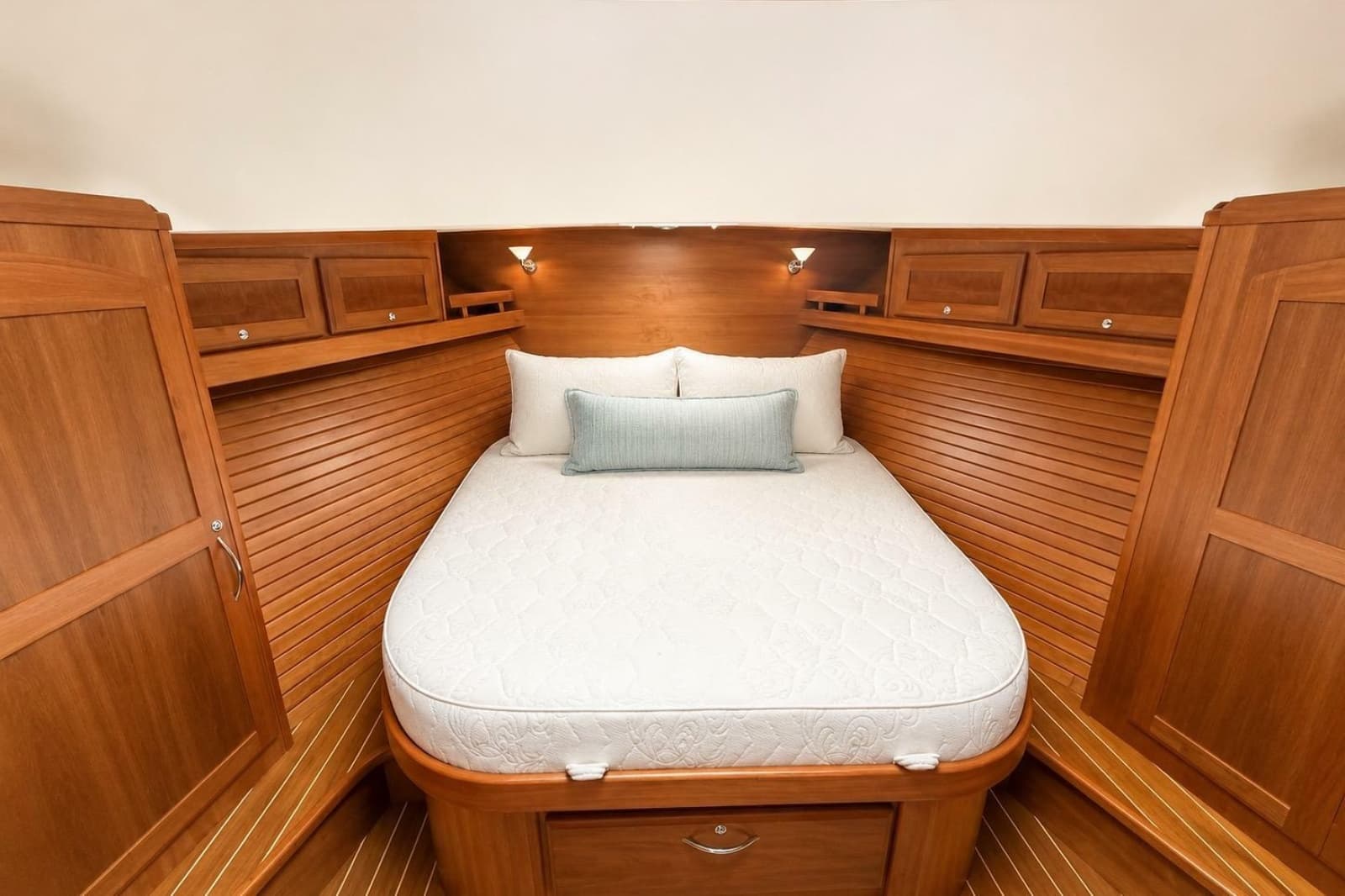 2013 Sabre 48 Salon Express - Photo 6