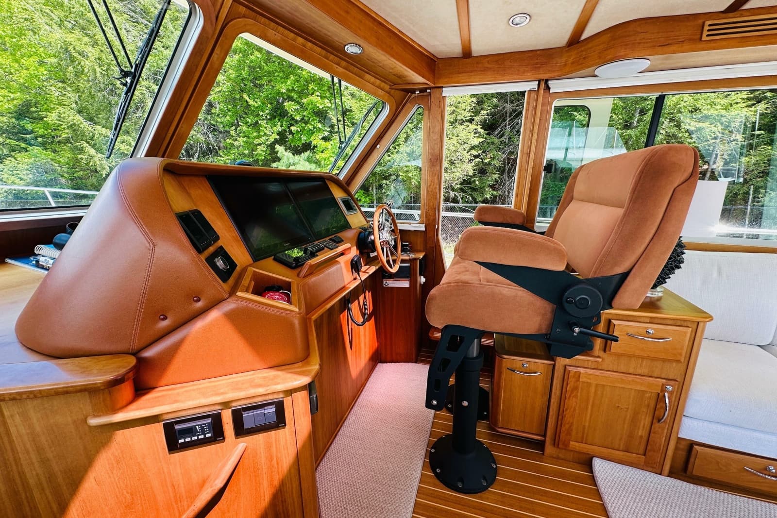 2013 Sabre 48 Salon Express - Photo 9