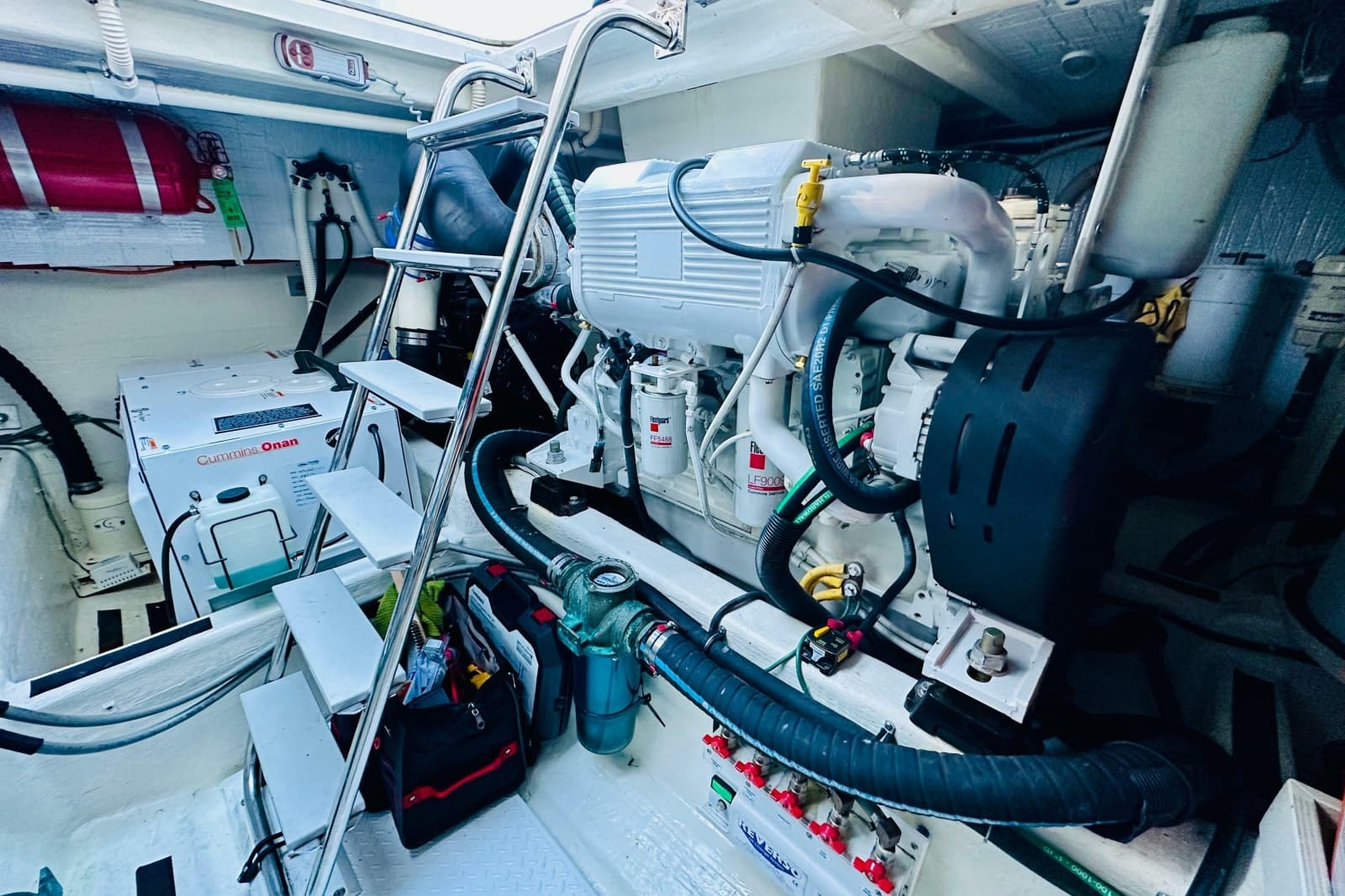 2013 Sabre 48 Salon Express - Photo 15